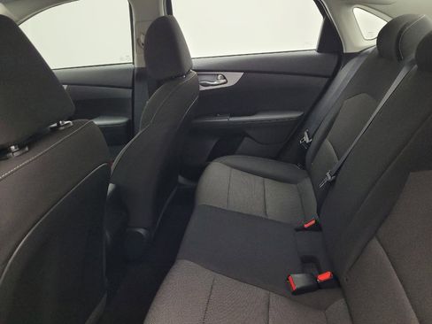 Used 2024 Kia Forte LXS image 18