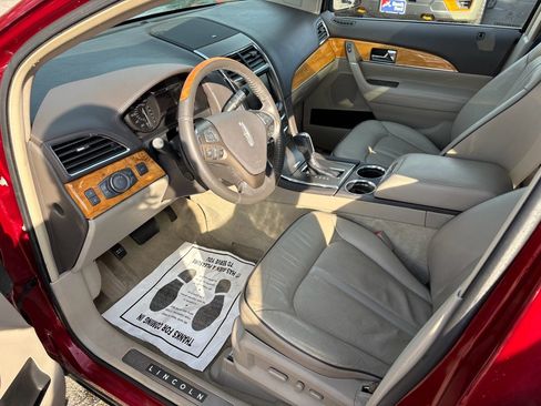 Used 2013 Lincoln MKX AWD image 12