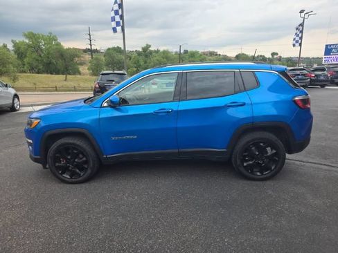 Used 2019 Jeep Compass Limited AWD/4WD image 9