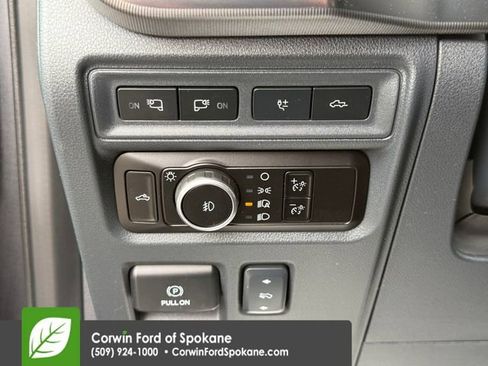 Certified 2023 Ford F150 Platinum w/ FX4 Off-Road Package AWD/4WD image 30