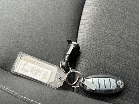 Used 2025 Nissan Altima 2.5 SV FWD image 26