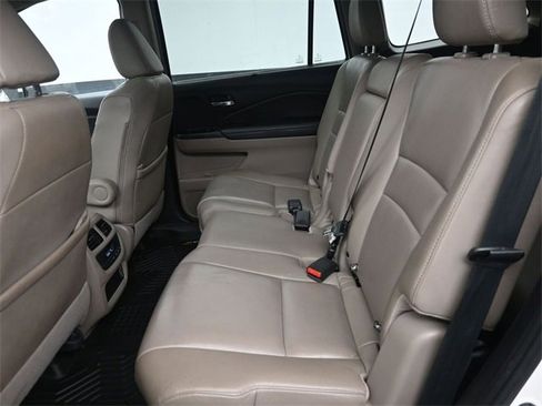 Used 2019 Honda Pilot EX-L image 19