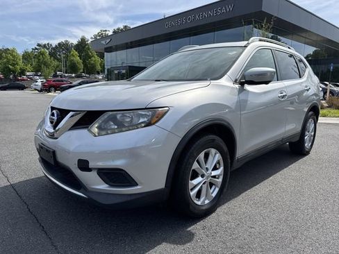 Used 2014 Nissan Rogue SV w/ SV Premium Package AWD/4WD image 3