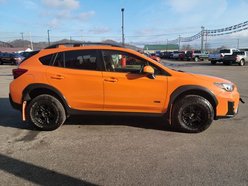 Used 2018 Subaru Crosstrek 2.0i Premium image 24