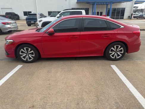 Used 2024 Honda Civic LX image 2