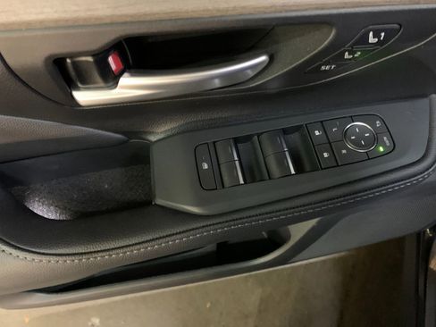 Used 2026 Toyota Grand Highlander AWD image 13