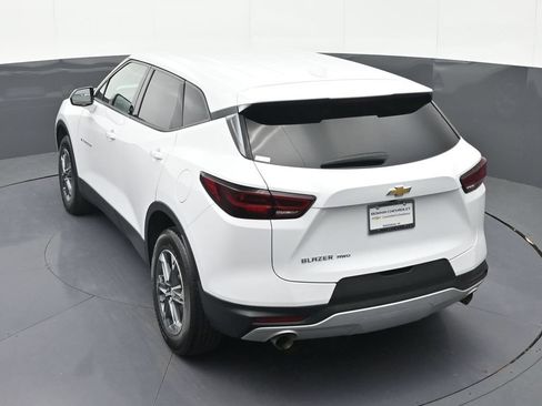 Used 2023 Chevrolet Blazer LT AWD/4WD image 23