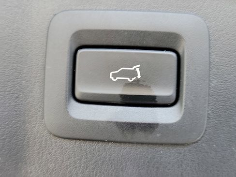 Used 2017 MAZDA CX-9 Signature image 14