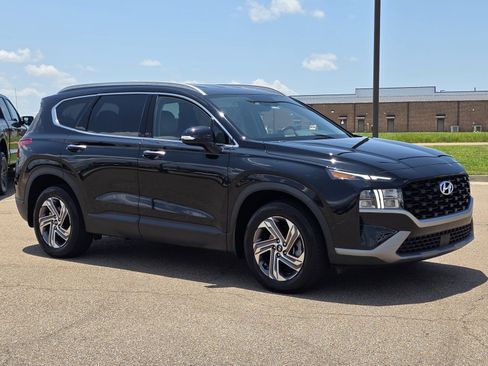 Used 2023 Hyundai Santa Fe SEL w/ Cargo Package FWD image 3