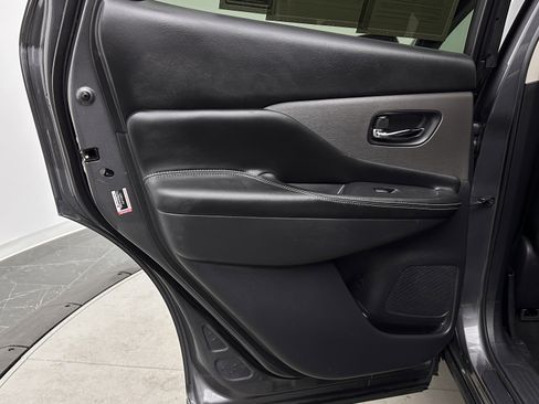 Used 2022 Nissan Murano SV FWD image 25