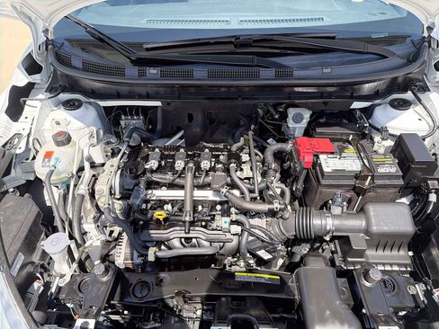 Used 2020 Nissan Kicks S FWD image 11