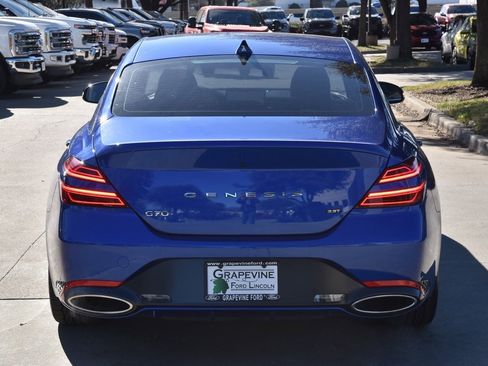 Used 2023 Genesis G70 3.3T image 9