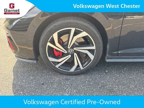 Certified 2024 Volkswagen Jetta GLI Autobahn FWD image 17