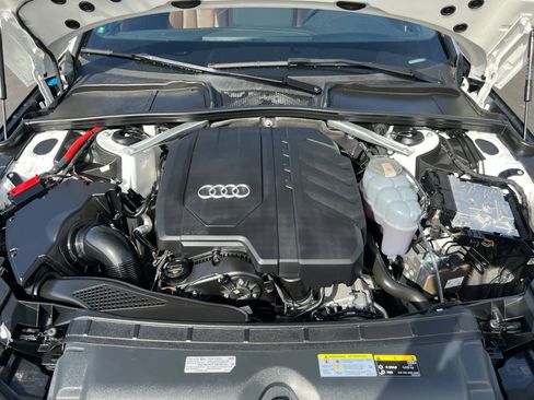 Used 2021 Audi A4 2.0T allroad Premium Plus AWD/4WD image 3