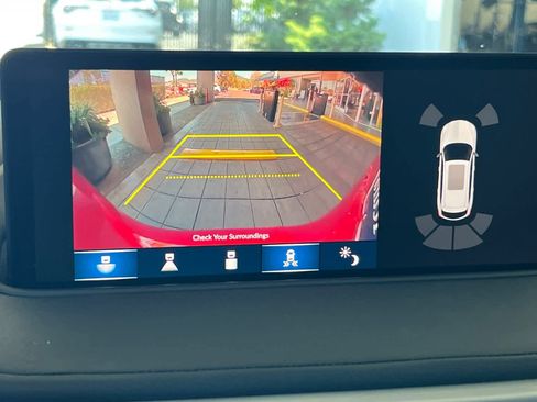 Certified 2022 Acura MDX w/ Technology Package FWD image 22