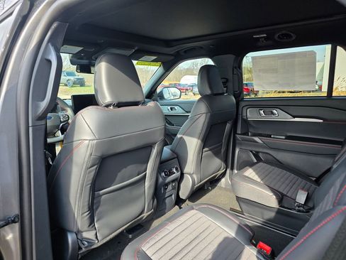 New 2026 Ford Explorer ST-Line AWD/4WD image 19