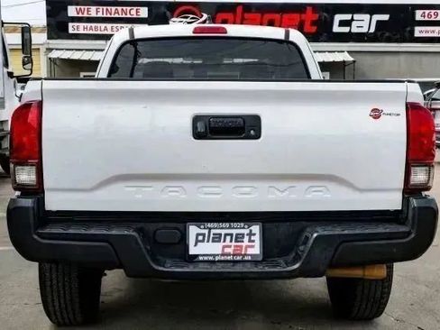 Used 2022 Toyota Tacoma SR image 9