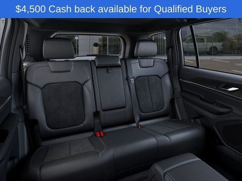 New 2026 Jeep Grand Cherokee Altitude AWD/4WD image 17