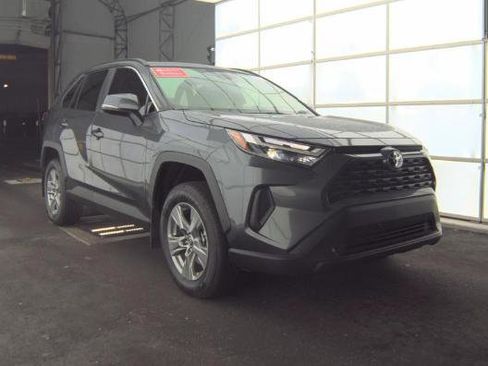 Used 2025 Toyota RAV4 XLE w/ Convenience Package FWD image 2