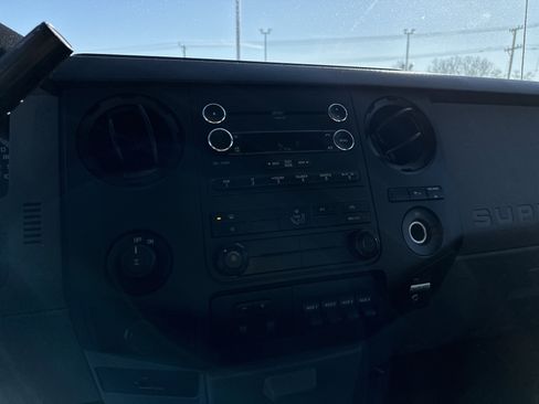 Used 2015 Ford F250 XL w/ XL Value Package image 18