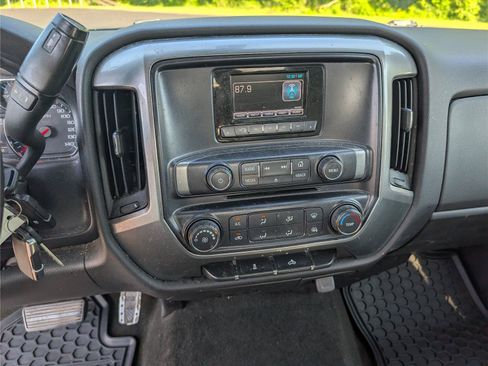 Used 2014 Chevrolet Silverado 1500 LT RWD image 17