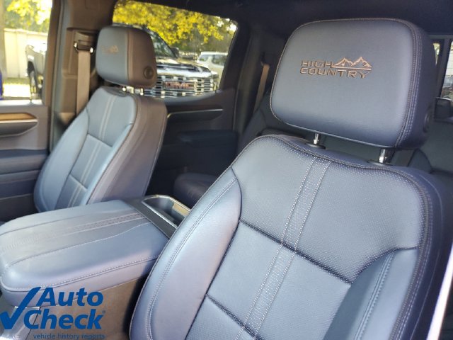 Certified 2024 Chevrolet Silverado 1500 High Country RWD image 17