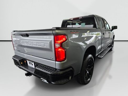 Used 2025 Chevrolet Silverado 1500 LT Trail Boss w/ Convenience Package II AWD/4WD image 3