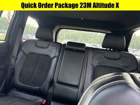 Used 2024 Jeep Grand Cherokee Altitude AWD/4WD image 8