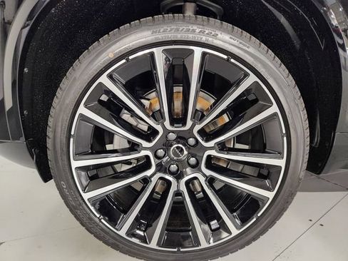 New 2026 Volvo XC90 B6 Plus w/ Protection Package Premier AWD/4WD image 8
