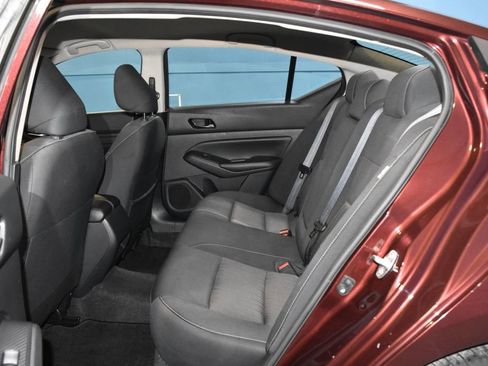 Used 2024 Nissan Altima 2.5 SV image 20