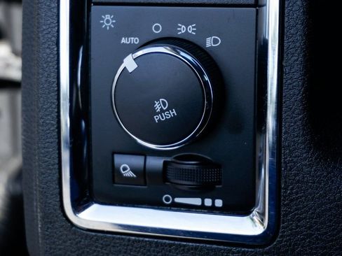 Used 2017 RAM 2500 Laramie w/ Sport Appearance Group image 18