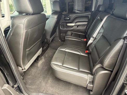 Used 2018 Chevrolet Silverado 1500 LT w/ All Star Edition image 13