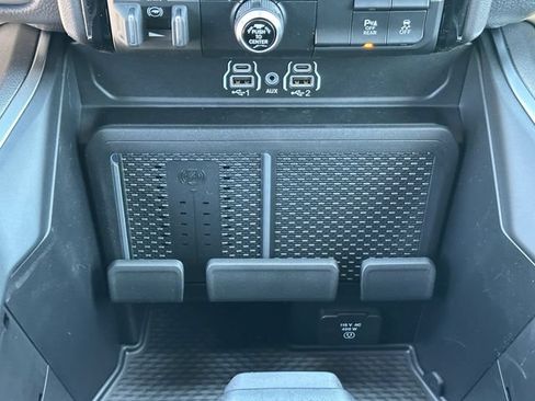 New 2026 RAM 1500 Big Horn AWD/4WD image 18