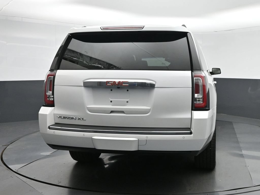 Used 2019 GMC Yukon XL Denali w/ Denali Ultimate Package AWD/4WD image 6