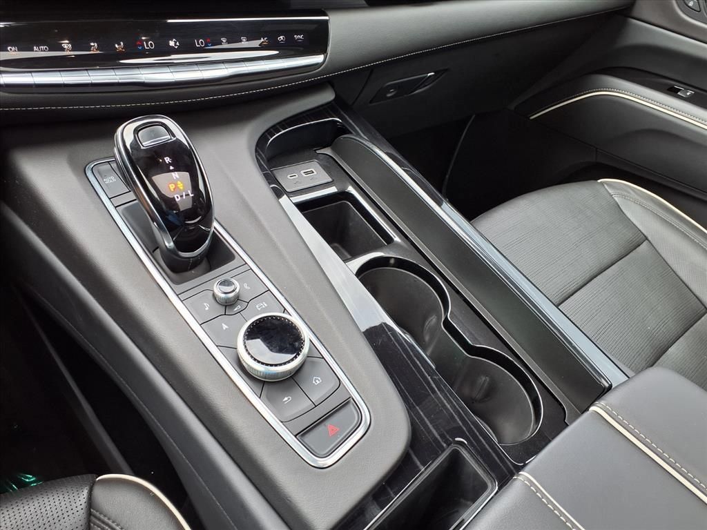 Used 2024 Cadillac Escalade Sport AWD/4WD image 25