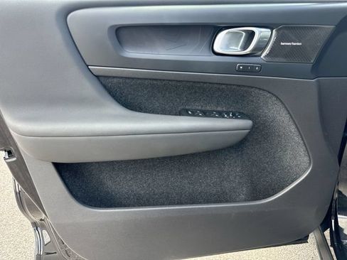 Used 2023 Volvo XC40 Recharge Ultimate w/ Protection Package Premier AWD/4WD image 22