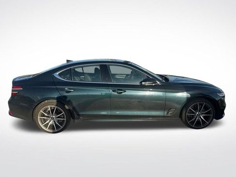 Used 2022 Genesis G70 3.3T RWD image 2