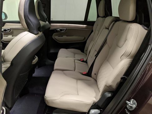 New 2026 Volvo XC90 B5 Plus image 23