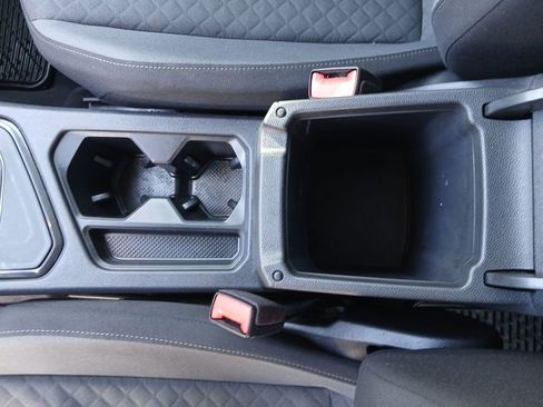 Used 2020 Volkswagen Tiguan S image 24