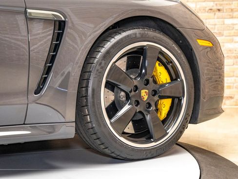 Used 2016 Porsche Panamera Turbo S image 20