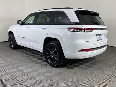 New 2026 Jeep Grand Cherokee Limited Reserve AWD/4WD image 17