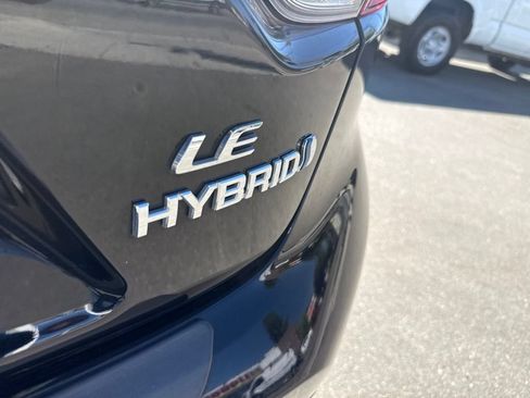 Used 2024 Toyota Corolla LE AWD/4WD image 7