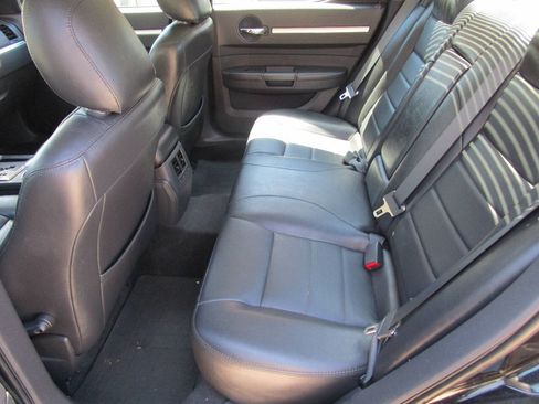 Used 2009 Dodge Charger SXT w/ Leather Interior Group RWD image 12
