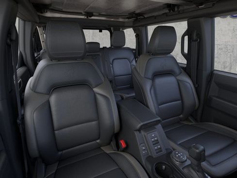 New 2025 Ford Bronco Outer Banks w/ Sasquatch Package AWD/4WD image 10