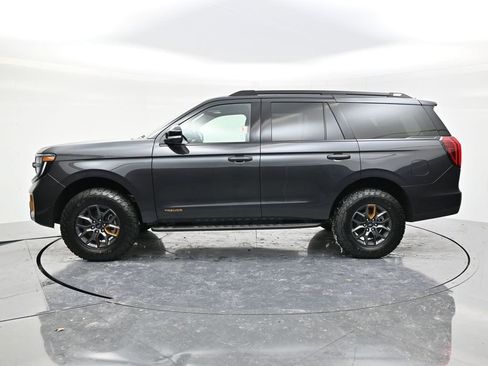 New 2026 Ford Expedition Tremor image 8