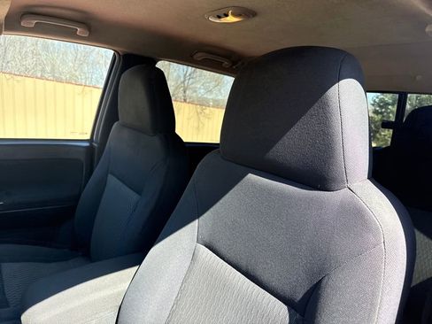 Used 2009 Chevrolet Colorado LT w/ LT Preferred Equipment Group image 11