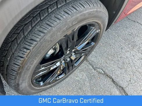 Certified 2024 GMC Acadia Elevation w/ Black Edition AWD/4WD image 17