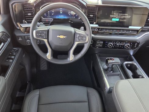 New 2026 Chevrolet Silverado 1500 LTZ w/ LTZ Premium Package AWD/4WD image 17