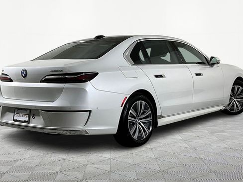 Certified 2024 BMW i7 eDrive50 image 8