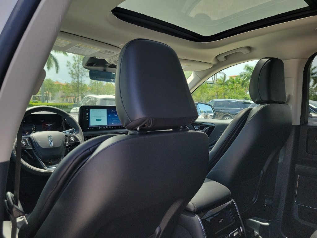 New 2026 Lincoln Aviator 2WD image 15